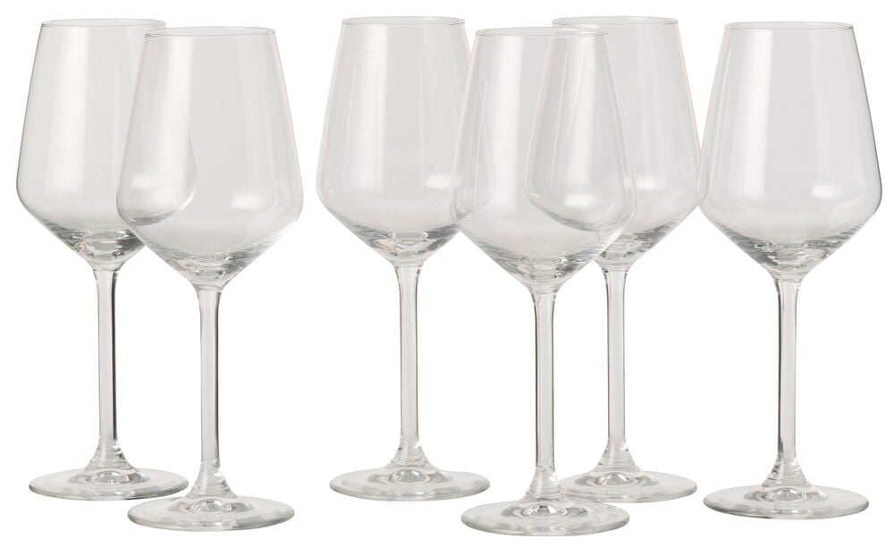 Syv klare vinglass med stett og runde baser, en del av Alpina 6-pk.