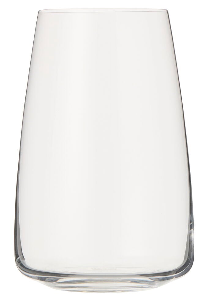 Et klart, gjennomsiktig MasterChef 550 ml highballglass med en jevn kant og avsmalnet design.
