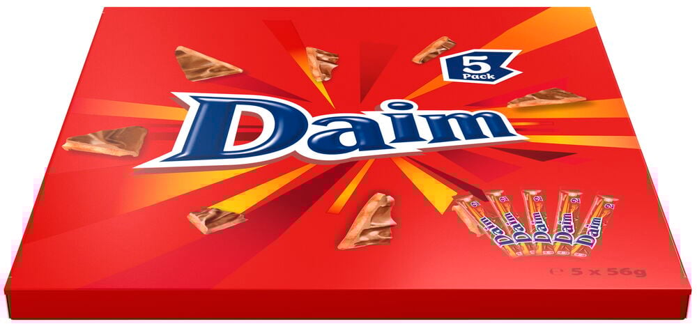 Rød Daim sjokoladeeske med fem sjokoladebiter.