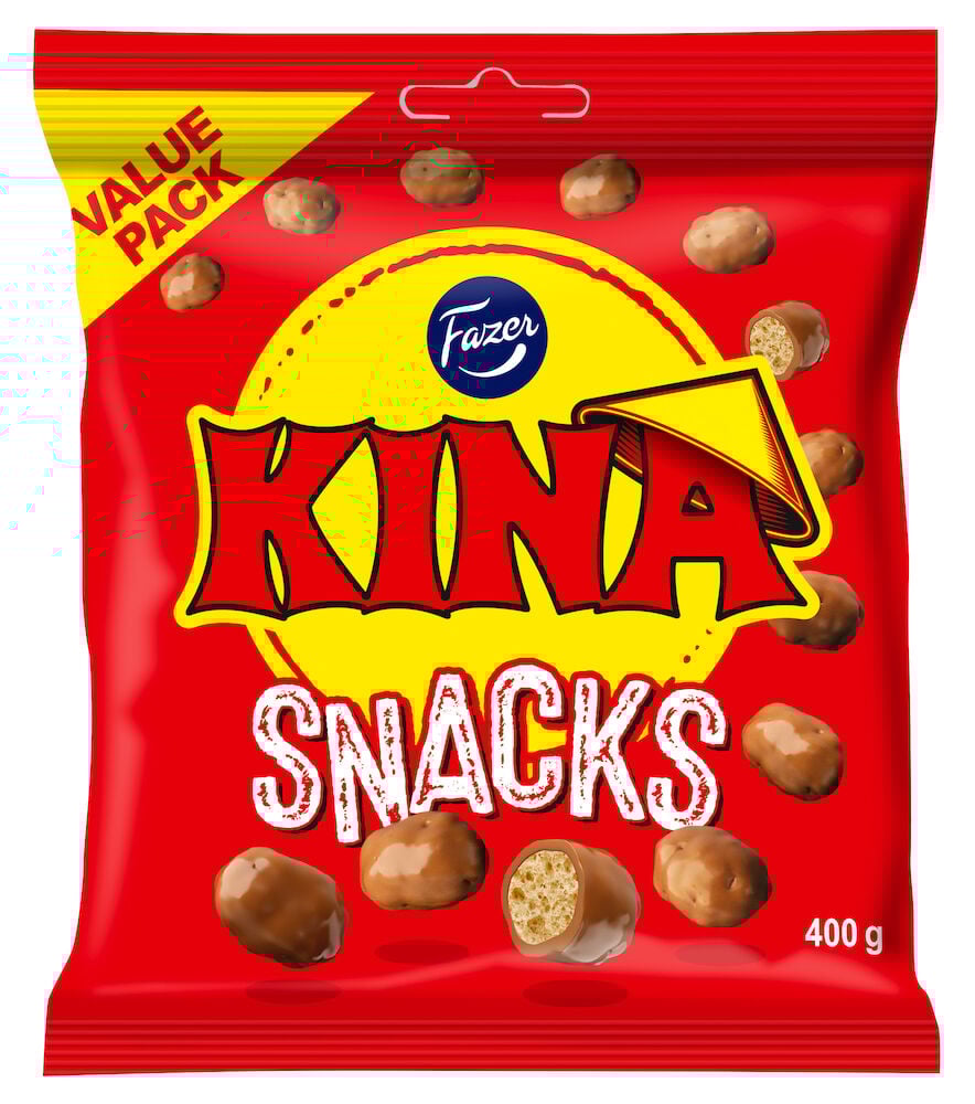 En röd påse Fazer Kina chokladsnacks.