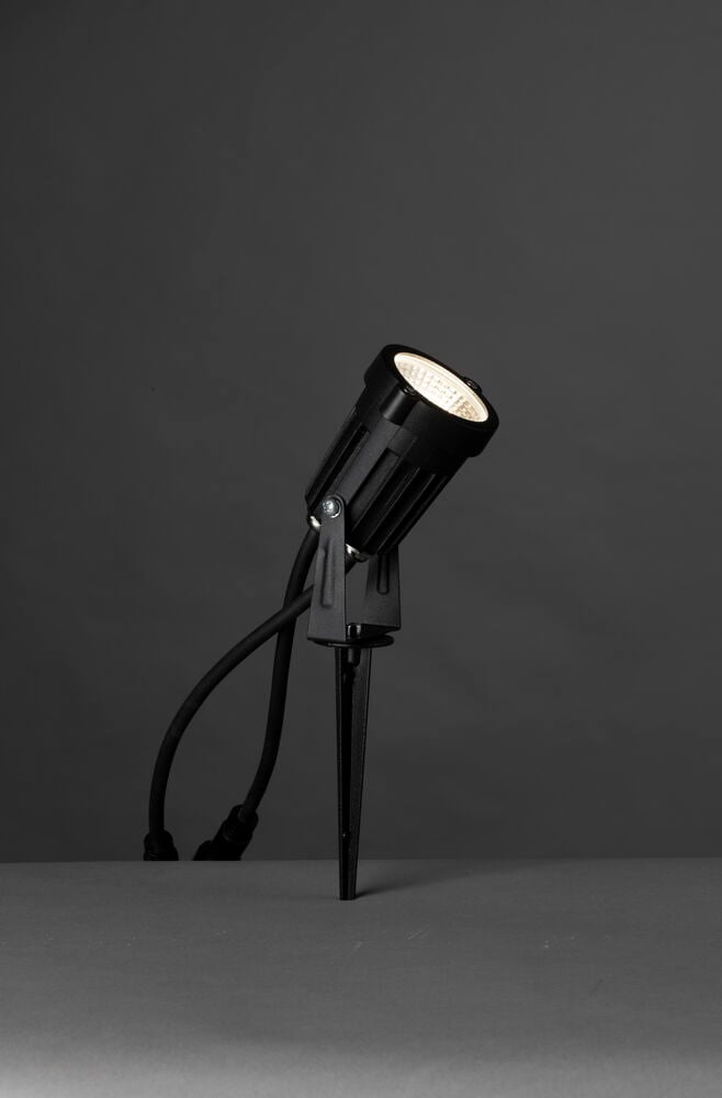 Spotlight Outdoor LED Light System - 8